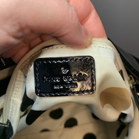 GUC - Vintage Kate Spade Sophie Flicker Black Patent Leather Tote Bag - Picture 10 of 11